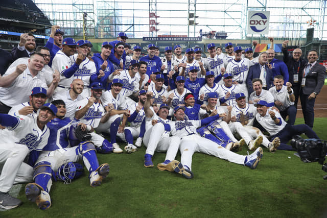 Italy Reaches First WBC Semifinal After Surviving Puerto Rico Rally