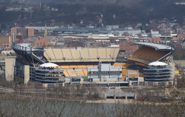 Steelers’ Acrisure Stadium Installs Black Seats to Balance Yellow Dominance
