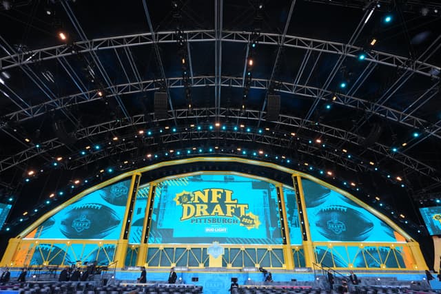 Dolphins, Jaguars Lead Teams With the Most Draft Picks on Day 2 