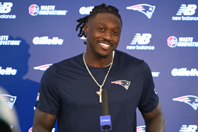 A.J. Brown Move Has Little Impact on Patriots' Cap Space 