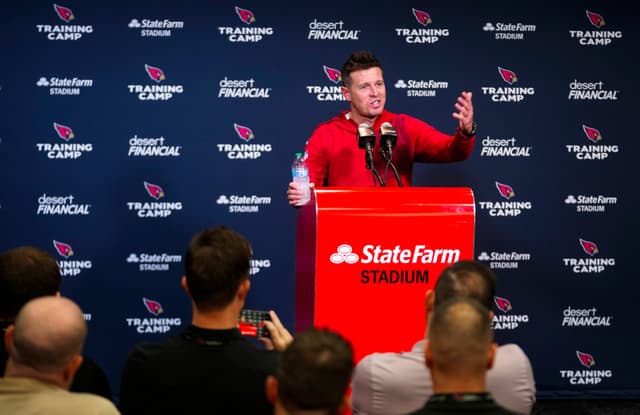Mike LaFleur Offers Positive Update on Paris Johnson and Josh Sweat