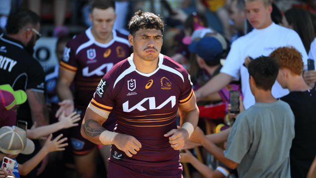 Australia's Tallest Rugby Player Quits Rugby To Chase NFL Dream