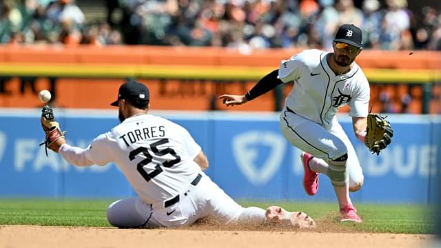 MLB Playoff Races Go to Final Day With Yankees, Reds in Spotlight