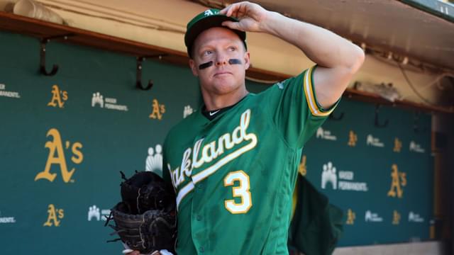 Nick Hundley Emerges as Serious Candidate for Giants Manager