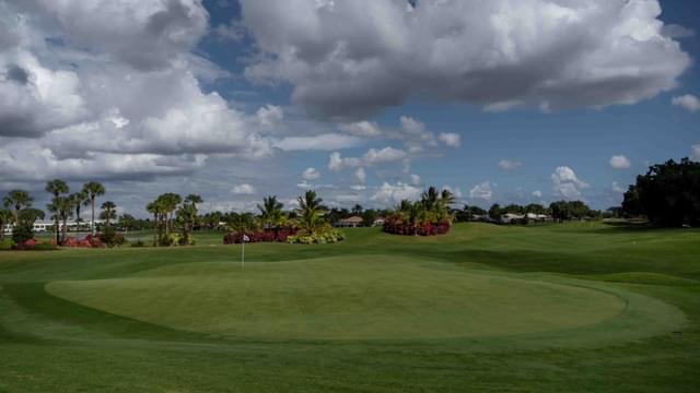 Golf Courses Now Outnumber McDonald’s Across the U.S.