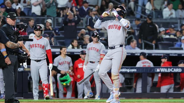 Report Links Red Sox to Two-Bat Splash Featuring Pete Alonso and Kazuma Okamoto