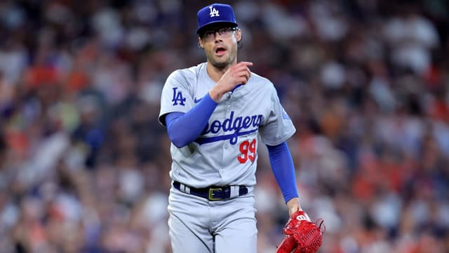 Joe Kelly Says He’s Done Playing, Rejects ‘Retirement’ Label