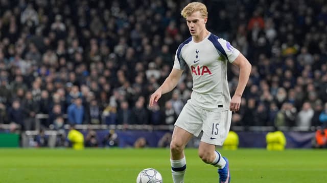 Tottenham Assess Lucas Bergvall After High Ankle Sprain
