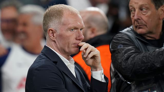 Paul Scholes Claims Arsenal Could Be 'Worst' Premier League Winners