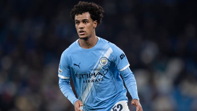 Fulham Land Oscar Bobb in $37m Deal With Manchester City