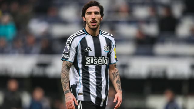 Newcastle Deny Sandro Tonali to Arsenal Deadline Move