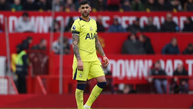 Rio Ferdinand Calls Cristian Romero ‘A Liability’ After Red Card Fallout