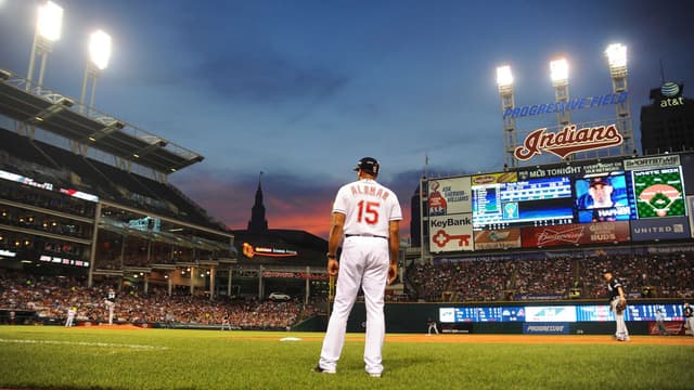 MLB Owners Approve New Rule to Keep Base Coaches Boxed In Until Pitch