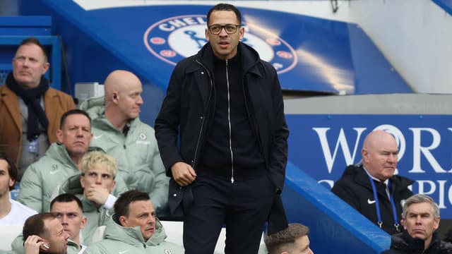 Chelsea’s Champions League Push Faces Ominous Run-In Under Liam Rosenior