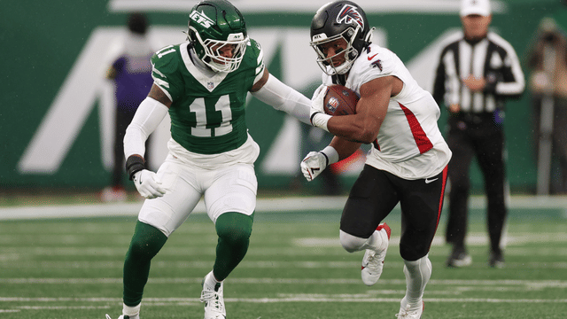 Trade: Titans Send T’Vondre Sweat to Jets for Jermaine Johnson