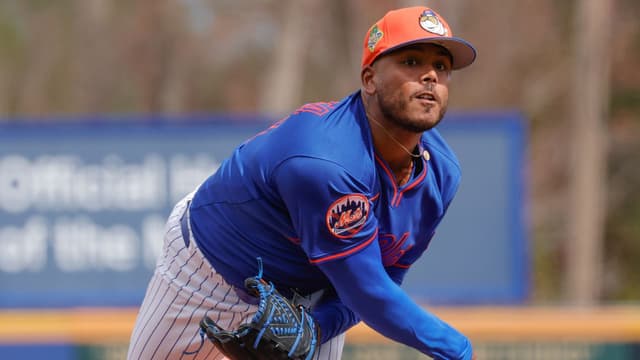 Carlos Mendoza Tabs Freddy Peralta as Mets’ Opening Day Starter