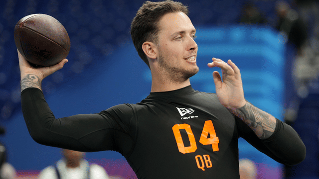 Indiana Fans Boo Carson Beck During Combine Workout