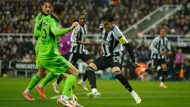 Manchester City Plot World-Record Full-Back Bid for Tino Livramento