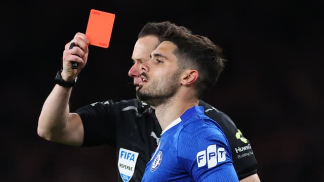Chelsea Hit Premier League Red-Card Record After Pedro Neto Dismissal