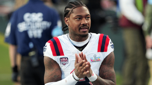 Warren Moon Says Patriots Release of Stefon Diggs “Doesn’t Surprise Me”