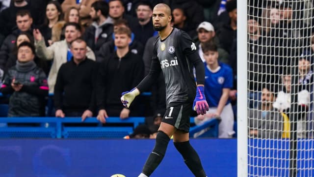 Liam Rosenior Says Robert Sanchez Is No Longer Guaranteed Chelsea’s No. 1 Keeper