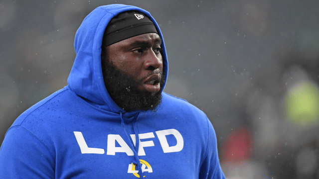 Bears Sign DT Neville Gallimore to Two-Year, $12M Deal