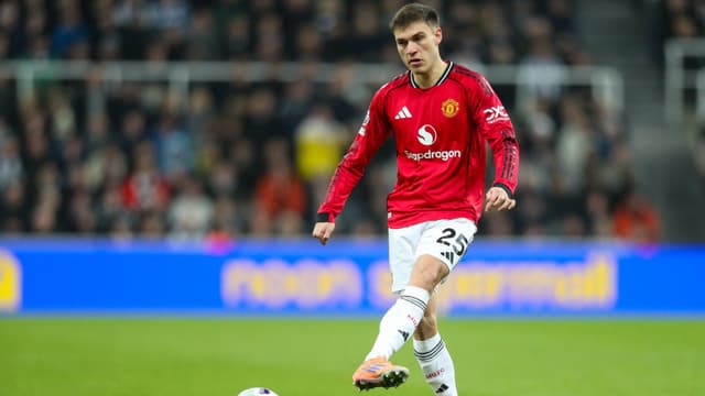 Manuel Ugarte’s Manchester United Struggles Deepen On and Off the Pitch