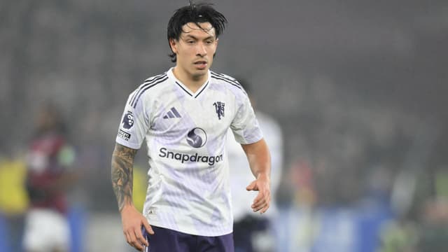 Lisandro Martínez Set To Miss Aston Villa but Targets Quick Return