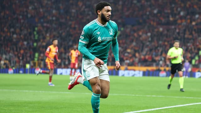 Arne Slot Gives Joe Gomez Injury Update as Ibrahima Konate Suffers Hamstring Issue