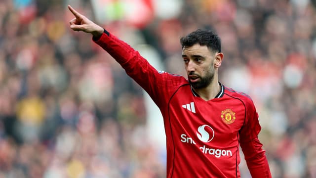 Michael Carrick Backs Bruno Fernandes for Player of the Year Recognition
