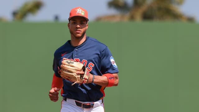 Jeremy Pena Making Progress but Astros Haven’t Ruled Out Opening Day