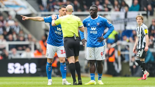 Newcastle-Sunderland Match Halted Over Alleged Racist Abuse Toward Lutsharel Geertruida