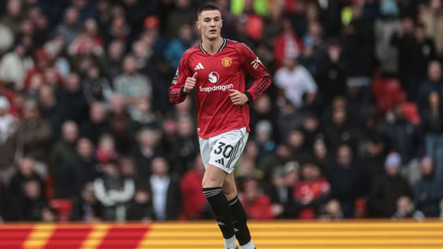 Slovenia Boss Draws Line With Manchester United Over Benjamin Sesko