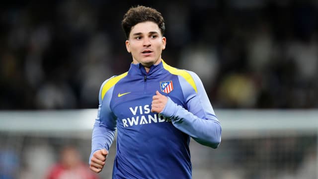 Atletico Madrid Block Barcelona Path as Julian Alvarez Interest Grows