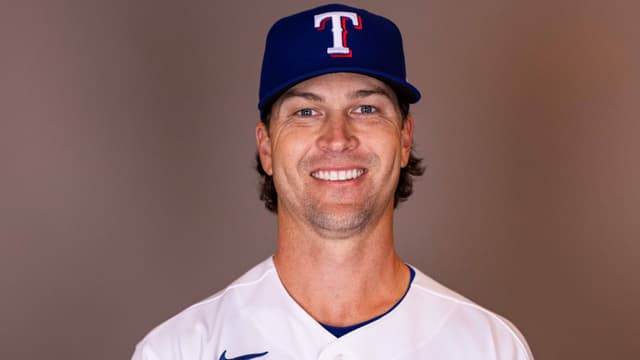 Jacob deGrom Scratched With Neck Stiffness as Rangers Turn to Jacob Latz