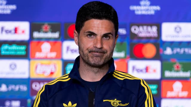 Mikel Arteta Refuses to Fuel Julian Alvarez Talk Amid Arsenal Links