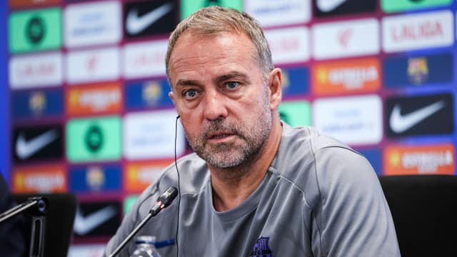 Hansi Flick Nears New Barcelona Deal as Pini Zahavi Talks Final Details