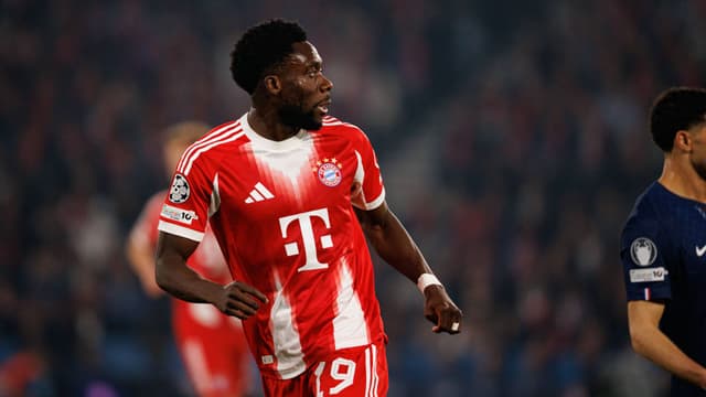 Alphonso Davies Drops to Bench for Bayern Munich’s PSG Clash