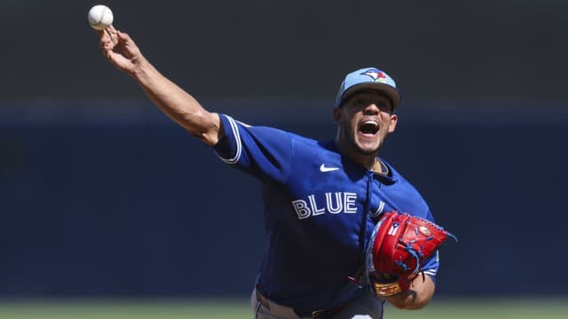 Jose Berrios Undergoes Tommy John Surgery
