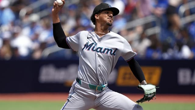 Eury Perez Exits With Right Hamstring Spasm