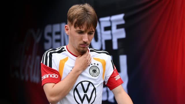 Lennart Karl Suffers World Cup Injury Scare in Germany Training