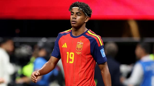 Lamine Yamal Dedicates Spain Goal to Girlfriend and Mother