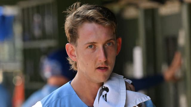 Cubs Sideline Ben Brown With Neck Strain, Designate Eduarniel Nunez