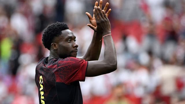 Alphonso Davies Remains Benched for Canada’s Switzerland Clash