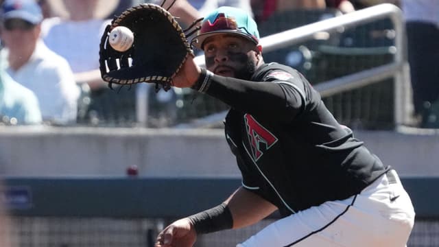 Diamondbacks Reinstate Then DFA Carlos Santana
