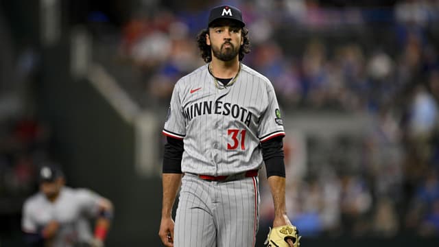 Nationals Claim Justin Lawrence Off Waivers