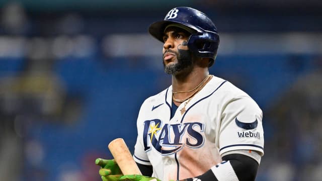 Yandy Diaz Leaves Rays Game With Shoulder Tightness