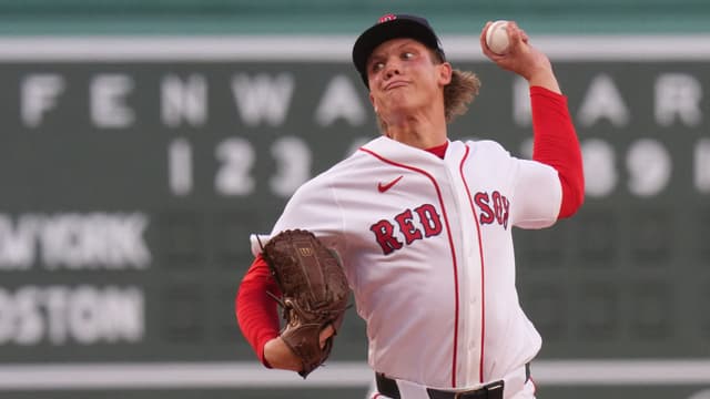 Red Sox Place Connelly Early on 15-Day IL With Elbow Discomfort