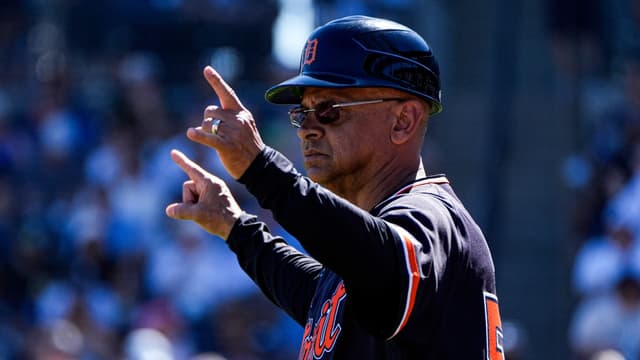 Detroit Tigers Part Ways With Third Base Coach Joey Cora