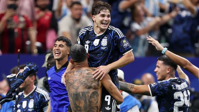 Atletico CEO Rules Out Barcelona Move For Julian Alvarez Despite $233M Talk